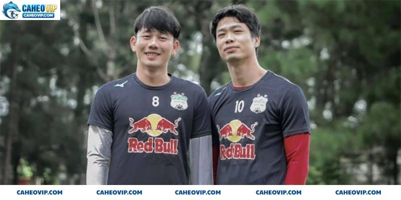 Đôi bạn thân Minh Vương Công Phượng